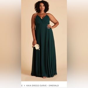 BIRDY GREY: KAIA DRESS CURVE
CHIFFON EMERALD